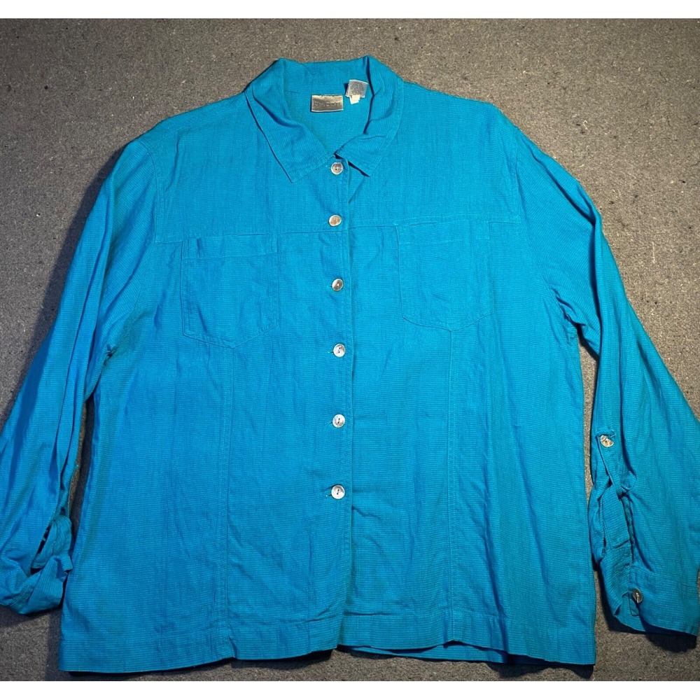 CHICOS womens LINEN Top sz 3 TEAL Chambray Longโ Roll Tab Sleeve BUTTON DOWN